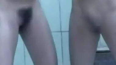 Bollywood girls pissing