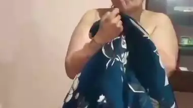 Nude milf exposes her big boobs in front of her son-in-law