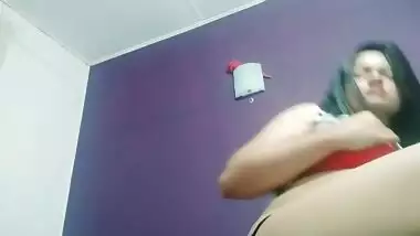 Cute girl showing her boob and pussy to her bf on video call