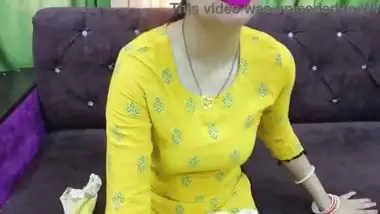 Indian desi bhabhi fucked hard by her devar very horny sexy chut chudai in hindi