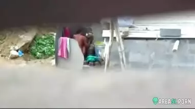 Neighbor on a era caught aunt taking a bath on the outdoor naked