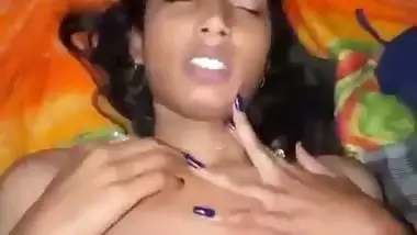 Bushy pussy slim girl fucking with moans viral sex