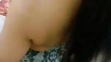 Gives a desi blowjob to her uncle for a dress