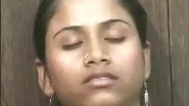 2 Indian girls playing