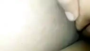 Desi Girl Showing Her Boobs and Pussy