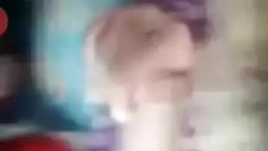 Guy knows Desi wife loves doing amateur MMS porn for her XXX viewers