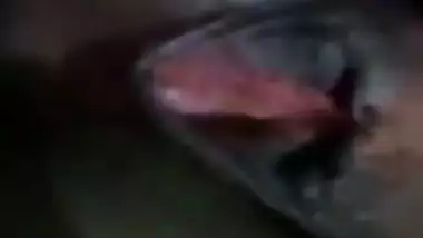 Busty Desi XXX babe takes nude video for her horny lover