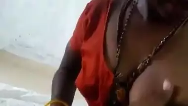 Big boobs tamil maid fucking
