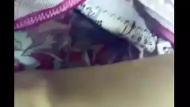 Desi sex Indian porn episodes of college hotty Nidhi with lover trickled