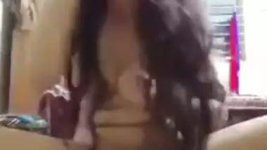 XXX fingering by lonely Desi college girl who masturbates on the floor