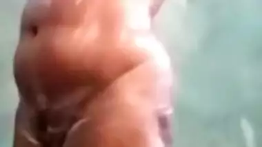 Tamil Wife Full Nude Bathing