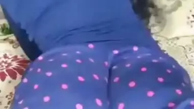Hot bhabhi self recording in mood non-nude slowmo vid