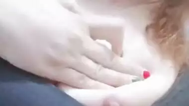 Big boobs Pakistani bhabhi showing her boobs