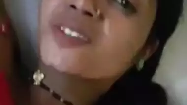 Kaamwali Roadpali se