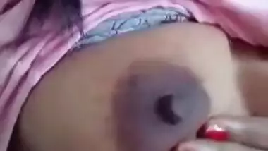 Desi girl lovely boobs