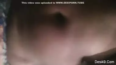 Exclusive- Desi Village Girl Strip Her Sloths And Showing Her Boobs And Pussy