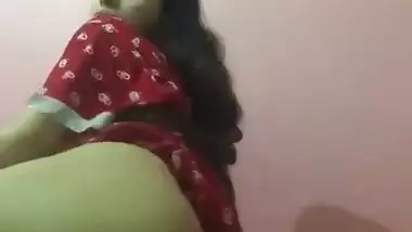 Ass spreading bhabhi needs anal sex viral MMS
