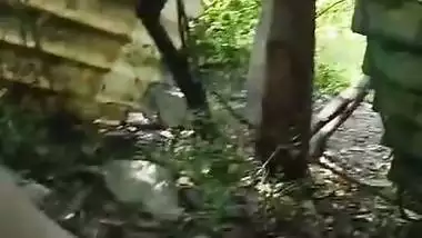 Hindi bf of desi lady fucking on a farm with a guy