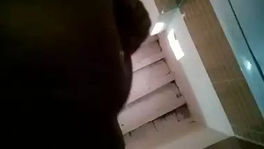 Shameless desi girl spreading ass in bath