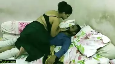 Indian collage boy secret sex with beautiful tamil bhabhi!! Best sex at saree going viral