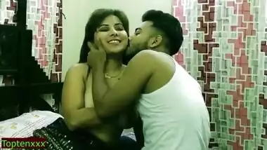 Indian Hot xxx Bhabhi having secret sex with teen office boy!! Indian real teen sex with clear hindi audio