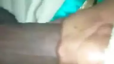 Work of desi girl is to suck big cock and get mouthful of dense sperm