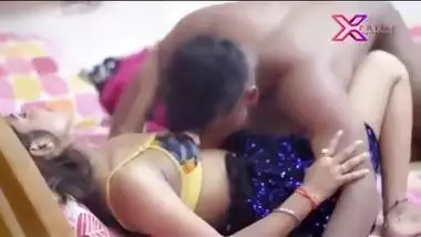 Desi ex-girlfriend is always ready to have XXX session with the man