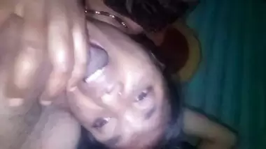 Local desi lady sucking sex rod of BF