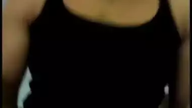 Delhi’s hot GF fucks her BF and records her sexy video