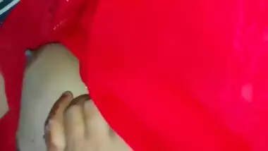 Desi mom lets lover make XXX video of him fucking her hairy cunt