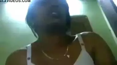 Indian village bhabhi big boobs and blowjob