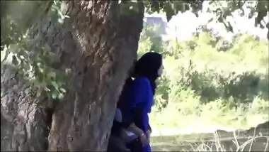 Paki slut wife fucked by her boss outdoor in the forest, Desi mms