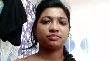 Malayali chechi nude show of her Big boobs and Pooru