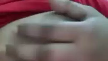 Gorgeous girl cam show seducing with big boobs