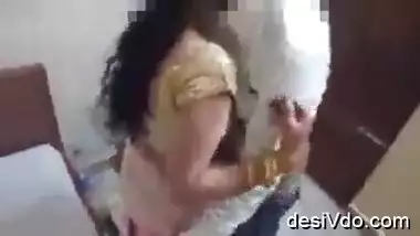 Nila teacher in saree fucked by bf while frnd records mms